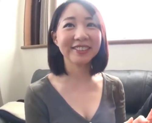 【人妻熟女】欲求不満の奥様が「プロのテクを経験したい！」とAV出演　日頃のうっ憤を中出しセックスで解消する！