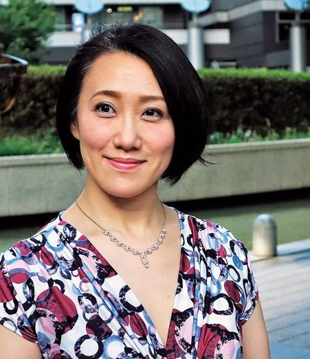 【熟女ナンパ】感度抜群の人妻をイケメンがナンパ　フェラが大好きな奥様が愛撫で淫乱化して肉棒欲しさに性奴隷化する！