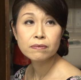 【人妻熟女】豊満な身体を持つ五十路の義母　色気に負けて義理の息子に毎晩夜這いされしまい腰を振り続けて揺れる胸を見ながら昇天！