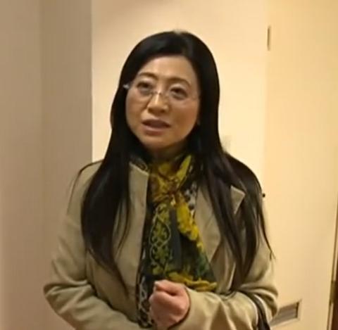 【ヘンリー塚本】豊満エロボディの人妻が生ハメセックスで昇天しまくる！