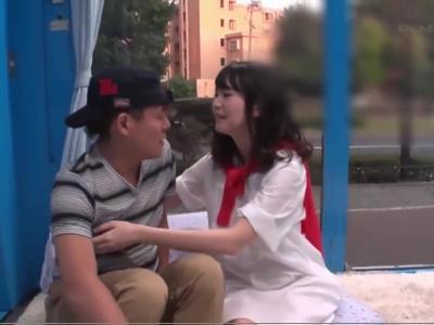 〖おっぱい+エロ動画〗素人ナンパ『絶対チェリーじゃないでしょ…』激カワ娘を騙して生ピストン膣内射精！エロすぎ注意なR18映像