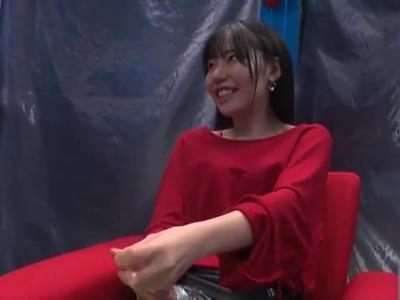 〖JD+エロ動画〗素人ナンパ『もうダメ～イッちゃう♡』めちゃカワな女の子をおもちゃで責めまくってH！最高な作品
