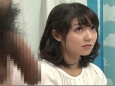 〖マジックミラー-ナンパ〗【マジックミラー号】優しい素人女の子にチェリー君が初めてのチンポ挿入！購入して何度も見たいAV
