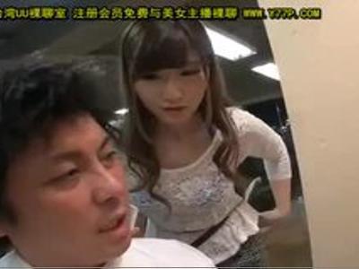 〖痴女+18禁〗『ここならバレませんから♡』痴女な美容師が男性客を誘惑してH！絶対興奮しちゃうエロ動画
