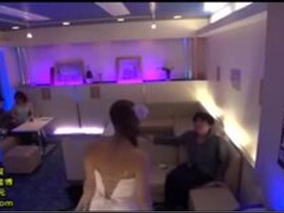 〖風俗嬢+18禁〗『王様の命令は絶対！』綺麗なキャバ嬢たちと店内でエッチな王様ゲーム！抜かずにはいられない動画