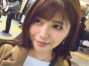 ハイレベル美人妻！素人の数珠つなぎ人妻ナンパ企画！浮気主婦がキス手マン騎乗位バック不倫SEX！淫乱接吻エッチ若妻エロ動画