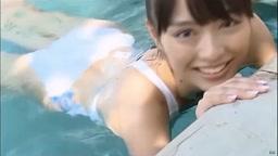 内田理央