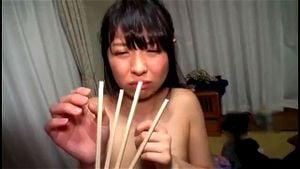 ボクの彼女が地元のヤンキーたちにイカサマ王様ゲームでヤラれまくっている映像 ※この映像のカメラマンは脅されたボクです…