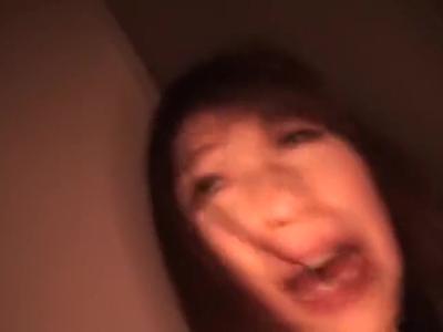 《エロ動画-ヤバイやつ》『やめて～』会社帰りの美女の家に侵入して強制SEX！魅力的な女の子のエロ映像