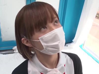 《外見える!?-素人》ギンギンチンポを目の前に出されて発情しちゃった可愛い看護師！女性が見てもいい18禁動画