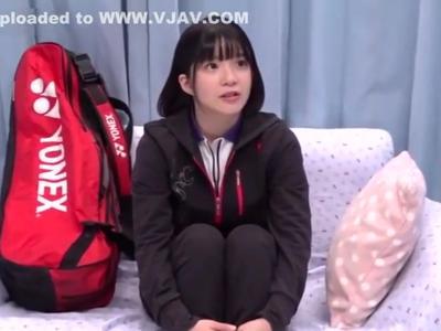 《外から見えてる??-童貞》「気持ちいいよ♡」スポ女子が童貞ボーイにSEX教育！右手が止まらないエロ映像