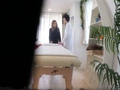 (マッサージ+エステ)『中はダメ！』媚薬で全身敏感になった美女にエロエロマッサージからのSEX！フル勃起注意なスケベ映像
