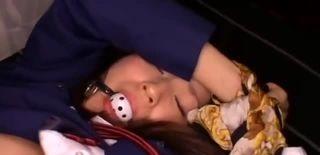 【鬼畜】女子高生に猿ぐつわをつけて拘束してイラマチオさせて調教レイプ