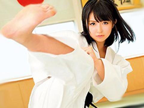 ＜膣内射精＞「ロリ可愛い！マジ天使な黒帯の空手娘ｗｗｗ」強くて凛々しい美少女にゴム無しで種付け中出し！！＜ナイスバディ＞