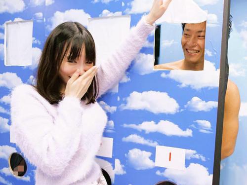 ＜マジックミラー号＞ロリ女子大生な彼女さん♪「間違えちゃった///」彼氏のチンポを当てられず中出しｗ＜素人NTRナンパ＞