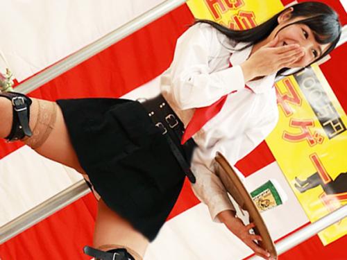 ＜膣内射精＞彼氏持ちの美少女カフェ店員を狙うゴム無し他人棒！彼女が耐えられなければ目の前で公開の生中出しｗ＜素人NTR＞