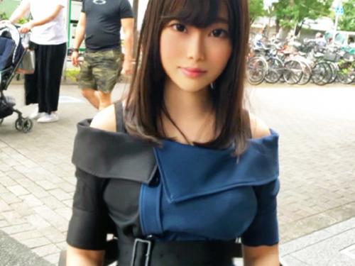＜素人ハメ撮り＞幼い無毛ワレメな現役ロリ女子大生！「電マで自撮りオナニー♡♡」ほぼ処女の娘に精子大量ぶっかけ！＜美少女＞