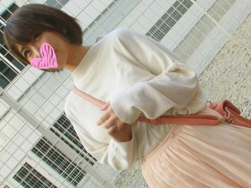 ＜個人ハメ撮り＞マジで可愛すぎる素人の無毛ワレメに膣内射精！ロケット美爆乳が揺れる超ロリ娘をナンパして中出しｗ＜美少女＞