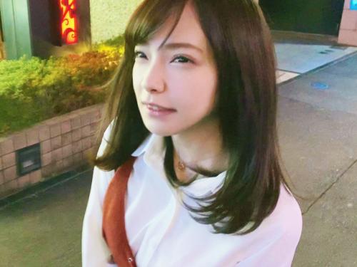 ＜個人ハメ撮り＞「おちんちん…奥まで突いてぇーーーーッ」超SSSランクな激かわ娘の顔に大量の精液をぶっかけた♪＜ギャル＞
