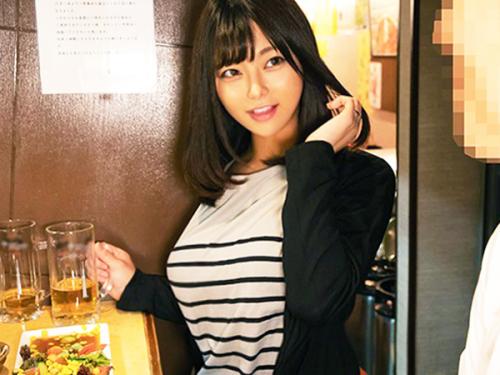 ＜膣内射精＞噂の相席居酒屋で一人飲みの素人妻をお持ち帰り！「胸でけぇぇｗｗ」生ハメ撮り盗撮を無断公開ｗ＜人妻ナンパ企画＞