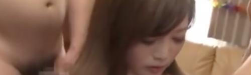 [榊梨々亜]男性が裸だらけ・・・ちんこ出しっ放しな異様な光景www