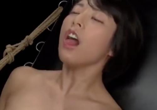 [アベノミク]「気持ちいい。気持ちよすぎるぅぅ」・・・頭が狂うほどの快感www