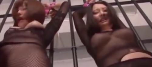 [松岡ちな 紗倉まな]鉄柵のなかに監禁・・・あみタイツ着せられ陵辱されるwww