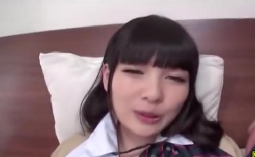 [跡美しゅり]縞パン縞ブラのランジェリー・・・美人が着用するとより映えるわwww