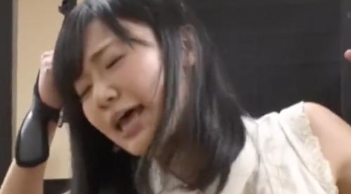 [星川麻紀]人妻を拘束して電マ責めに・・・・気持ちよすぎて踊り狂うwww