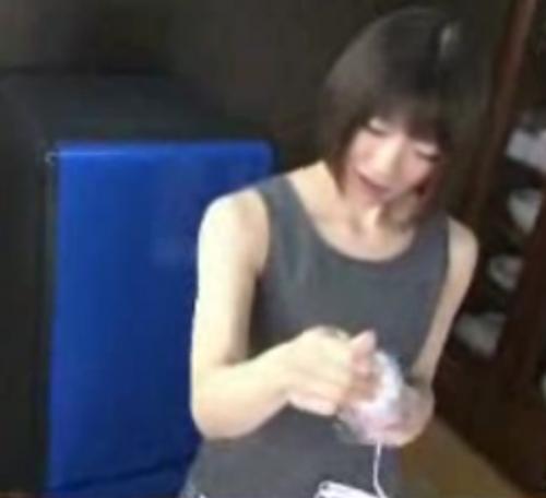 [夏見しおり]『電マがどどいたわ・・・』初めてクリに当てる快感を味わうwww