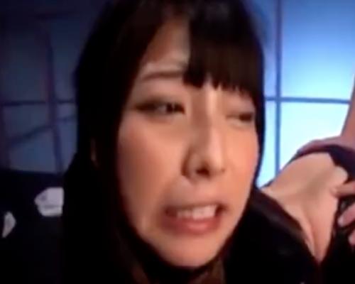 [上原亜衣]『おちんちんが気持ちいい・・・』てかてかスーツきて喘ぐwww