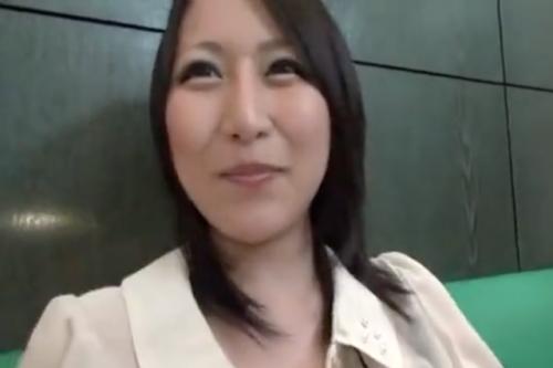 [星咲優菜]洋服を脱いだら目に飛び込んでくるびっくりすほどの巨乳www