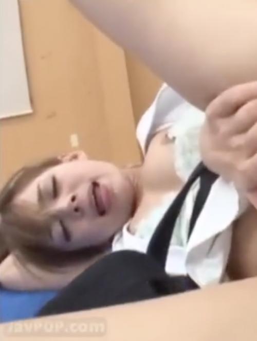 [Rio（柚木ティナ）]『もうやめてく・・・』電マで大量噴射www