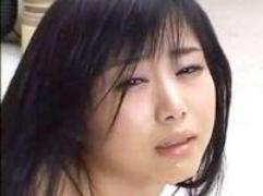 強姦魔にむちゃくちゃにされレイプされた美乳の人妻
