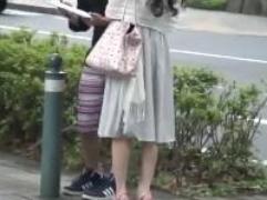 〖人妻ナンパ〗アンケートと称してお声掛けされた綺麗な奥様。裸にされると凄いんです、美乳で巨乳。ハメられ中出し