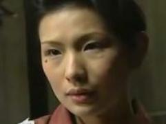 ＜酒井ちなみ＞旦那様に仕える女中がお坊ちゃまを色っぽく誘惑して痴女モード。エロ過ぎる淫行