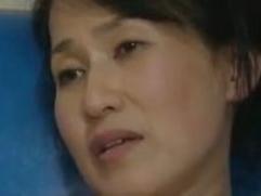 他人のチンポに義理の息子。昼間からマンコを貫かれて善がり狂う住み込み寮母。激イキ淫乱生活