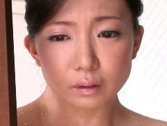 ＜美神さゆり＞義母の着替えを風呂場から盗み全裸ででた所を待ち構え犯す義息。それでも淫らな身体が絶頂イキ