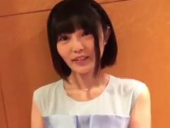 ＜素人ナンパ＞知人の結婚式場でお声掛けされたお姉さん。エッチな行為に恥じらいながらも裸体を露わにハメられ絶頂イキ