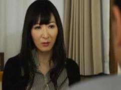 ＞初恋である義母からのお願い「今晩、隣で寝ていい？」そこから始まる禁断の関係、そして始まる拘束されての性奴隷生活