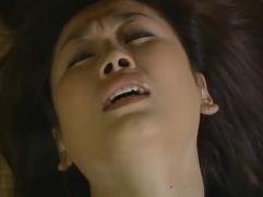 ＜風見京子＞刃物を持った男にパンティーを剥ぎ取られ犯される。力尽くでの強制、中出しファック。欲求不満妻の妄想オナニー