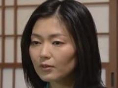 亭主公認で単独参加した主婦に夫婦で参加した二人。乱れ狂う他人の妻と亭主との性交に興奮を覚える熟女妻