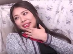＜熟女ナンパ＞ヨガ講師をしている奥さんは欲求不満なようです。乳首チェックからマンコも露わに発情して寝取られ中出しファック