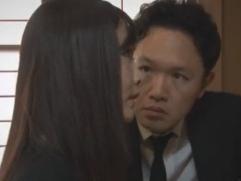 ＜水沢のの＞怒り狂った義弟に力尽くで犯される未亡人となった兄嫁。濃密フェラ、イラマチオ、亡き夫の遺影の前での強制ファック