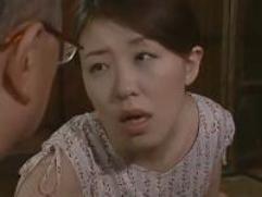 妻に先立たれ悲しむ義父にマンコを貫かれ犯された嫁。それでも脳天を貫く快感に絶頂イキ。そして始まる禁断生活