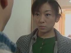 小池絵美子。「もし力尽くで奥さんを押さえ付けたらどうします？」「やってみたら？」マラをねじ込まれて絶頂、究極の和姦