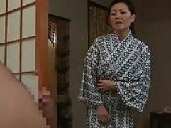 勃起した肉棒にドMの熟女が発情「この紐で縛って？少しだけ乱暴にして？犯して？虐めて？」マンコを貫かれて絶頂イキ