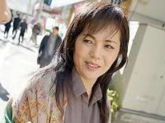 アナルファックでイカされる五十路の奥さん