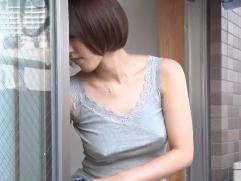 ＜水野朝陽＞とても気になる、ノーブラ乳首ポチのとても綺麗な義母さん。たまらず寝込みを襲って始まる淫らな関係、禁断ファック