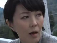 〖円城ひとみ〗知り合いの男に朝から青姦を誘われ善がり狂う熟女妻。不倫ファックで絶頂イキ